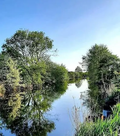 بيت للعطل St Johns Old Schoolhouse *